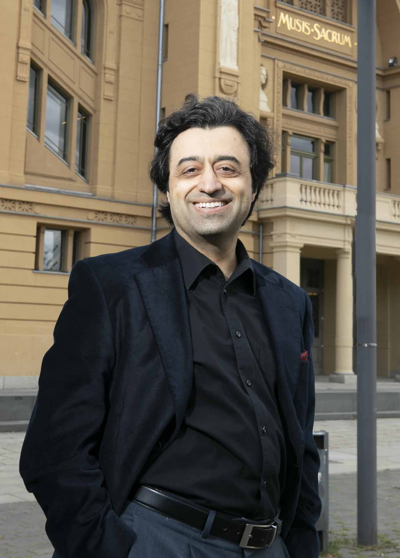 Dirigent Ruben Gazarian